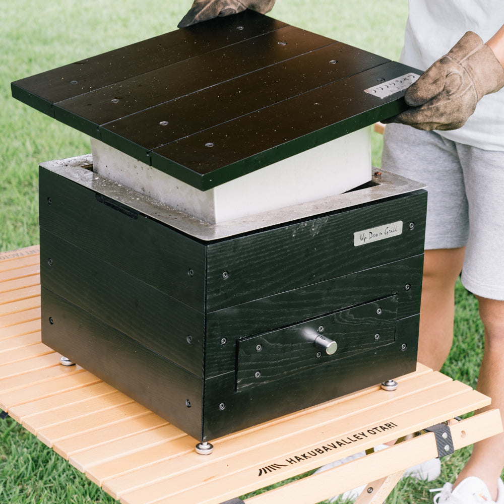 アップダウングリル/5色展開【木のピザ窯で新しいアウトドア料理体験を】