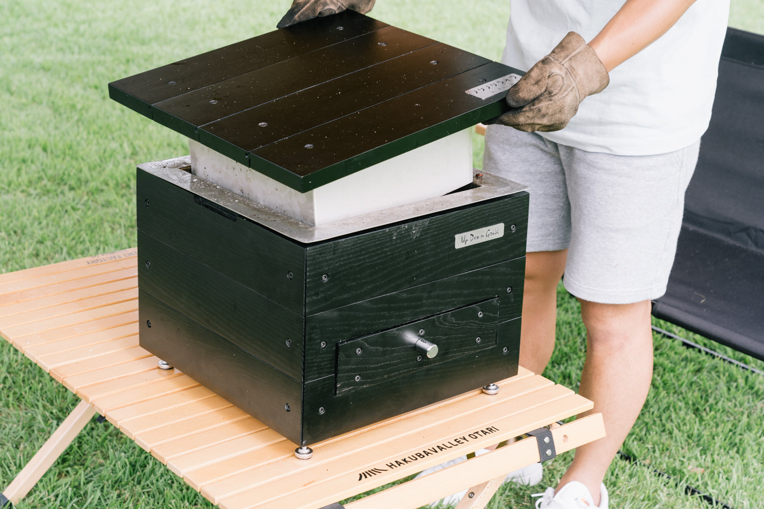 アップダウングリル/5色展開【木のピザ窯で新しいアウトドア料理体験を】